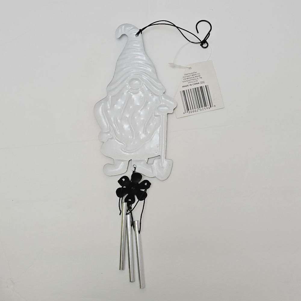 NWT Garden Gnome Wind Chime Small Metal Outdoor Indoor Rustic Decor - Picture 6 of 6
